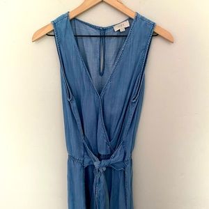 LOFT Outlet Size M Chambray Romper